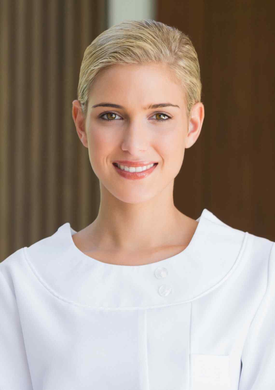 https://vk-medaesthetic.de/wp-content/uploads/2023/10/inner_team_01.jpg
